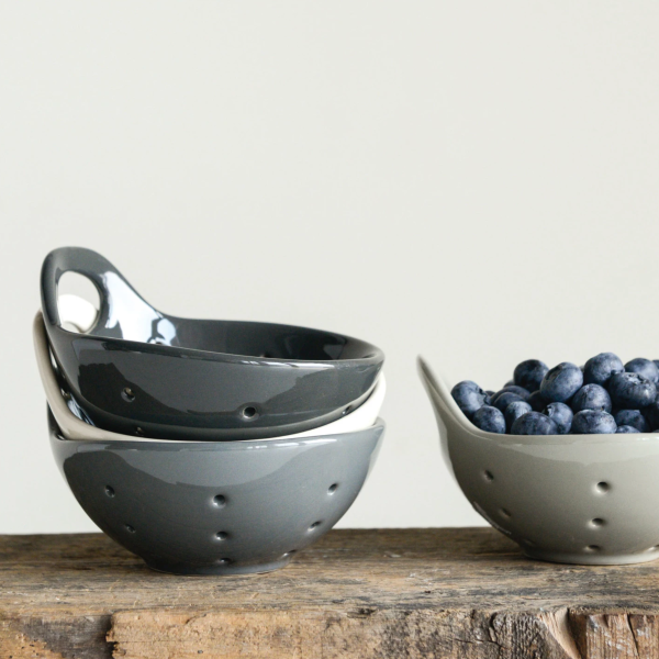 Handled Stoneware Berry Bowl - Image 2